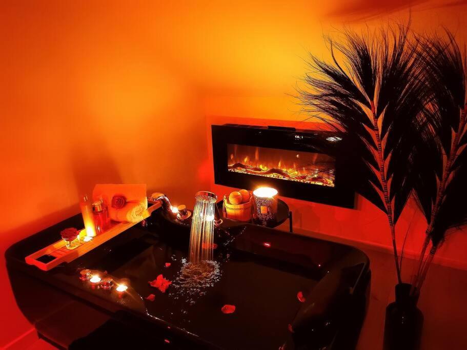 Logement Romantique Et Cosy Charleroi Esterno foto